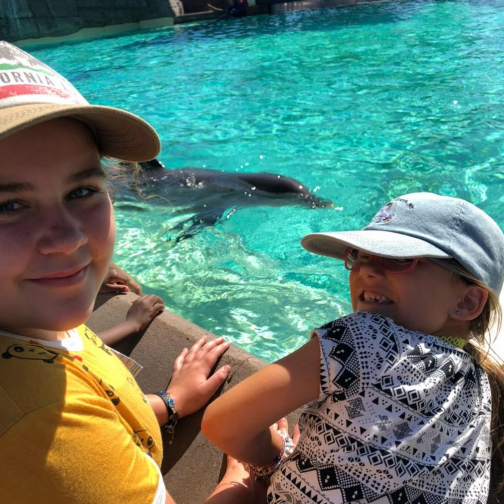 Meet your Posher, Dana